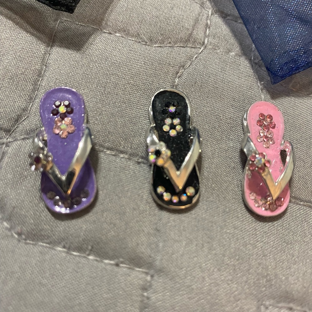 Flip flop necklace pendant